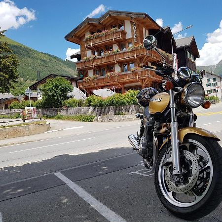 Obergesteln Hotel Grimsel מראה חיצוני תמונה
