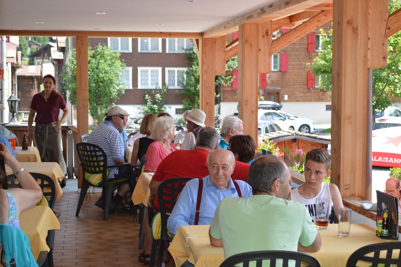 Obergesteln Hotel Grimsel מראה חיצוני תמונה