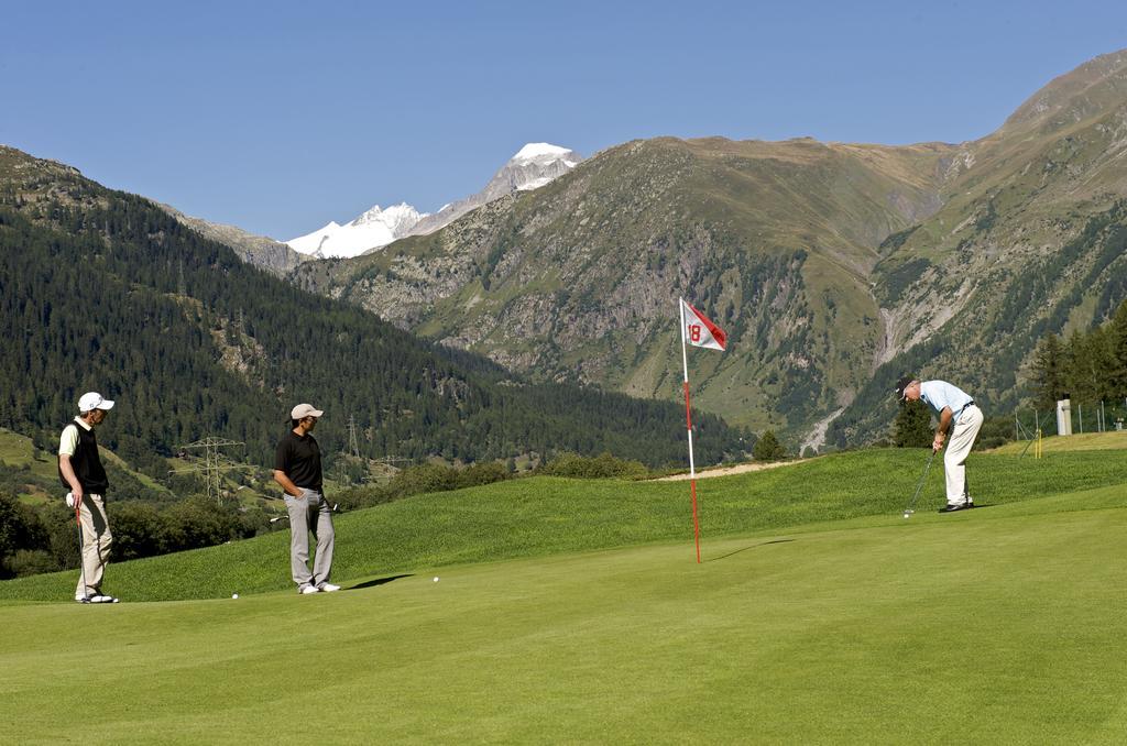 Obergesteln Hotel Grimsel מראה חיצוני תמונה