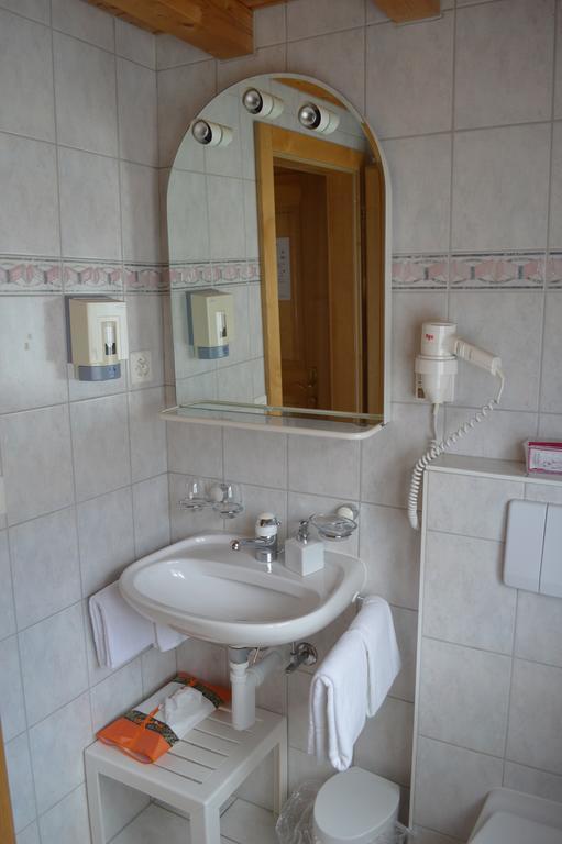 Obergesteln Hotel Grimsel חדר תמונה